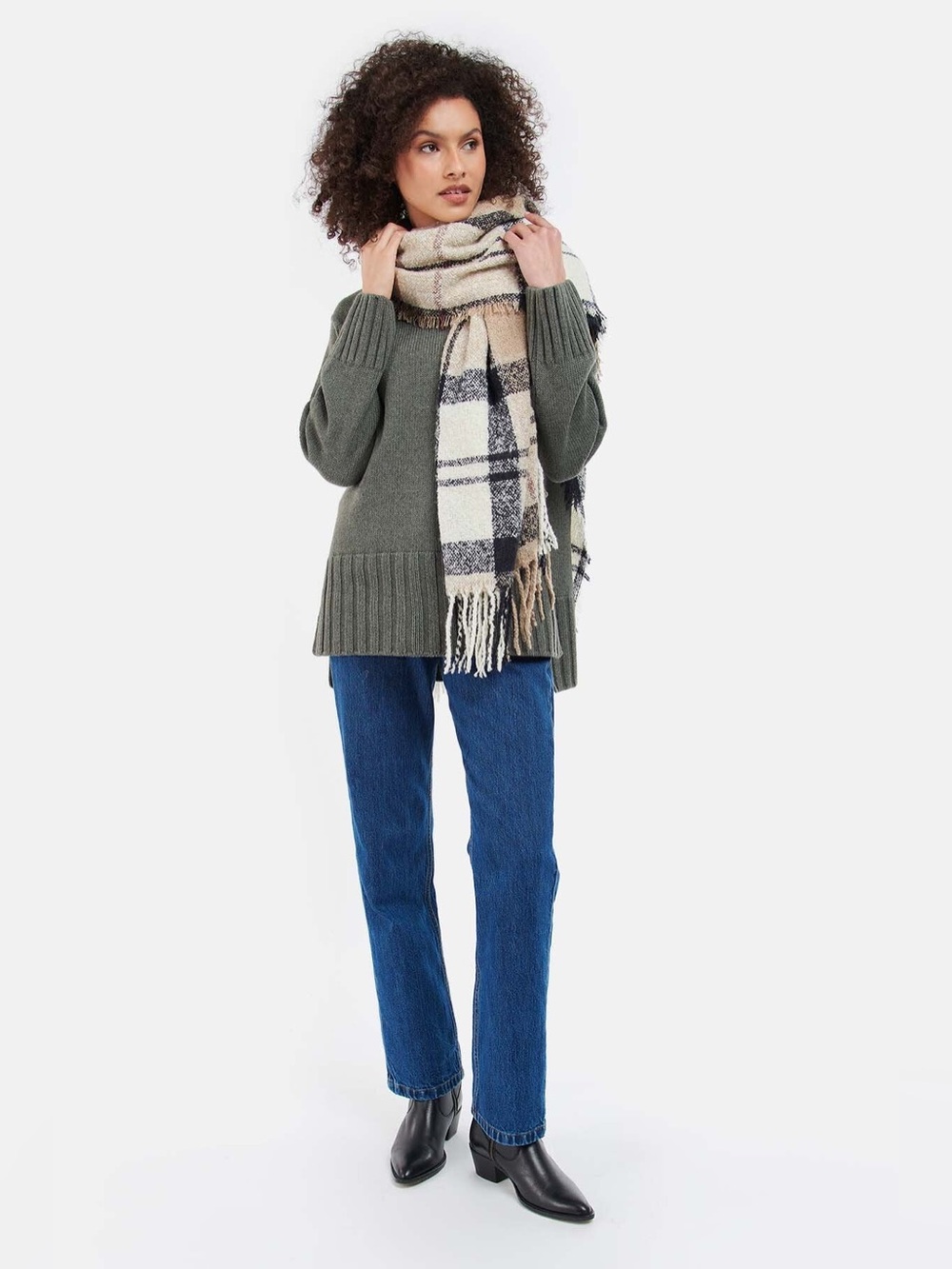 NWT New with Tags Barbour Boucle Scarf in Caramel amazing Texture Elevated Look